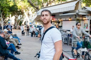 16254990489_0a8b4f6d7e_z